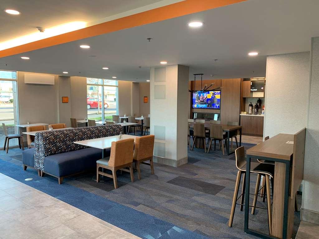 La Quinta Inn & Suites By Wyndham スプリングフィールド 設備 写真