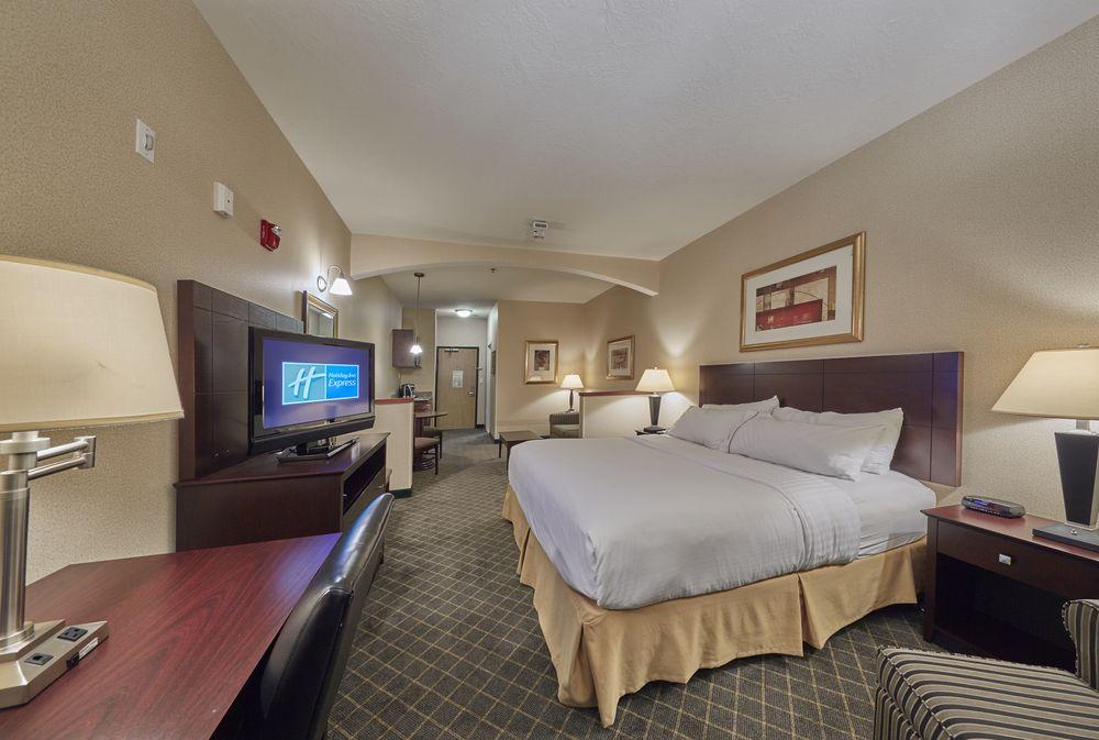La Quinta Inn & Suites By Wyndham スプリングフィールド エクステリア 写真