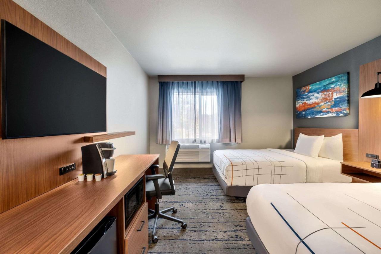 La Quinta Inn & Suites By Wyndham スプリングフィールド エクステリア 写真
