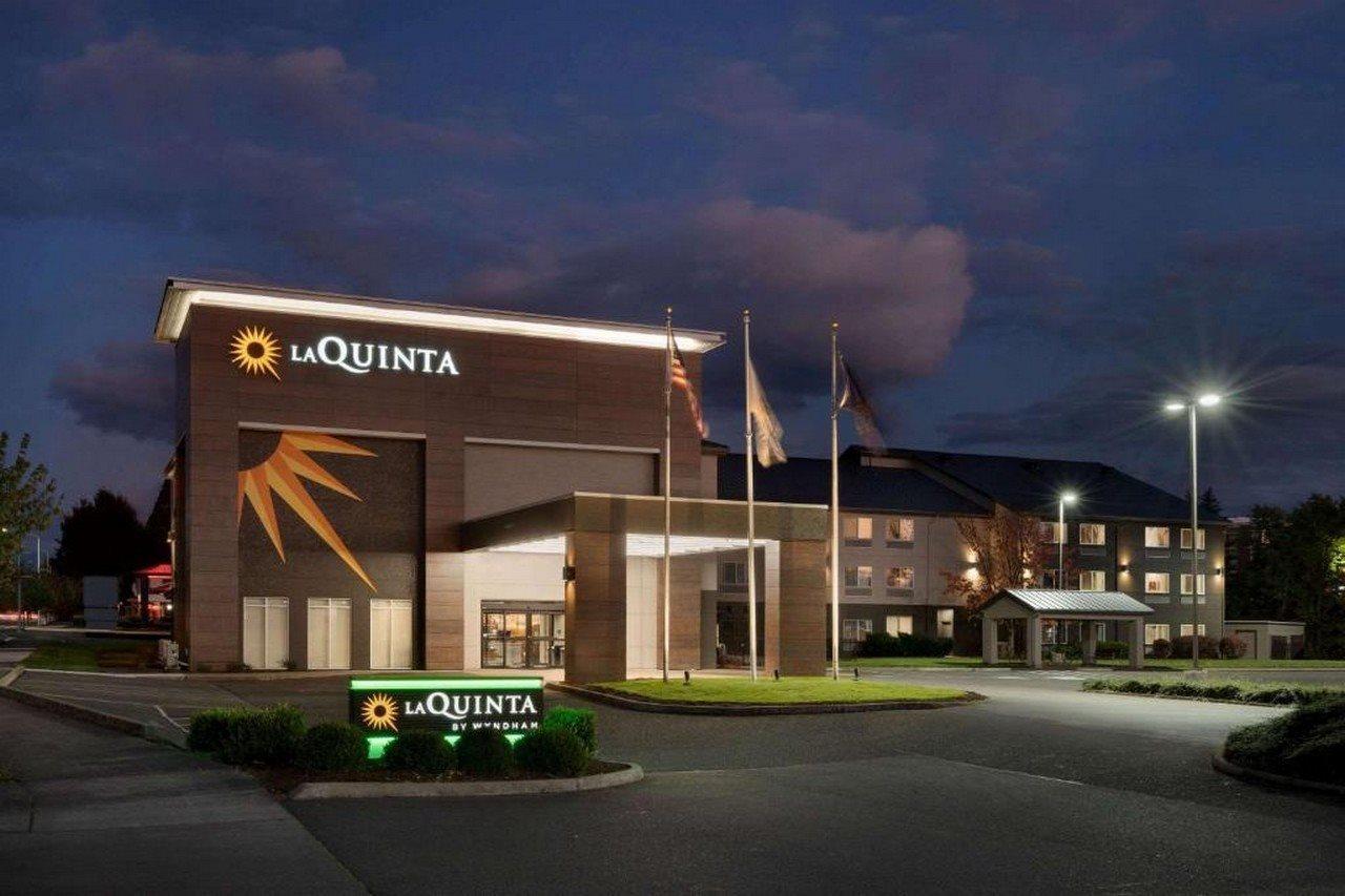 La Quinta Inn & Suites By Wyndham スプリングフィールド エクステリア 写真