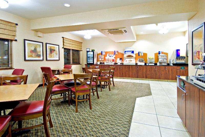La Quinta Inn & Suites By Wyndham スプリングフィールド エクステリア 写真